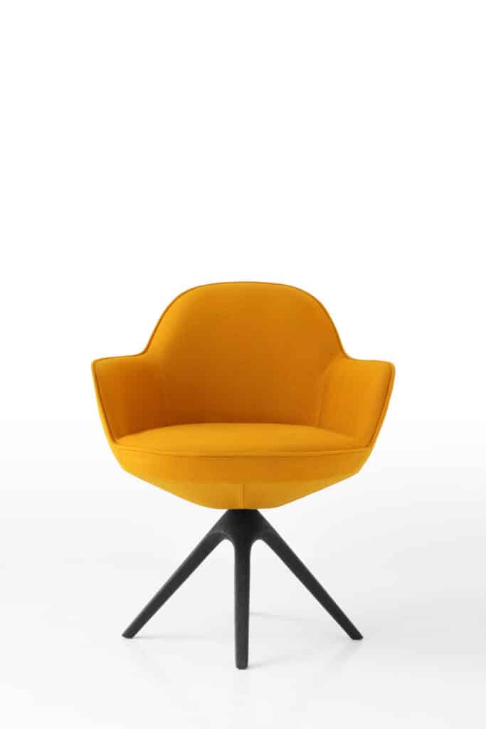 Centreto magazine Porro Romby Armchair GamFratesi 00001