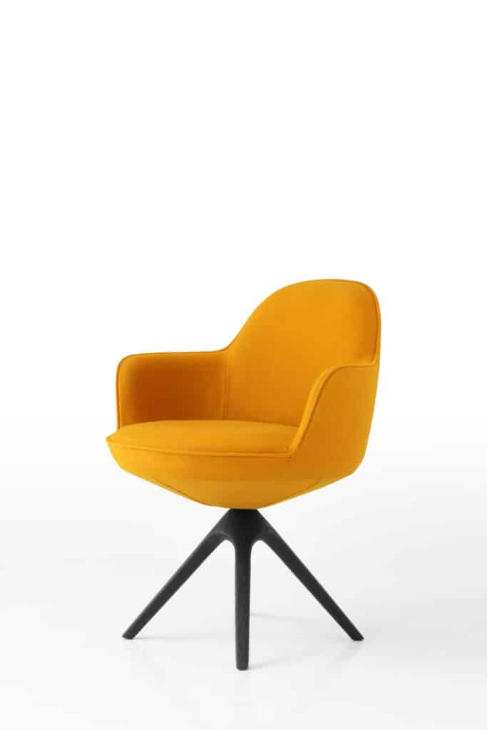 Centreto magazine Porro Romby Armchair GamFratesi 00002